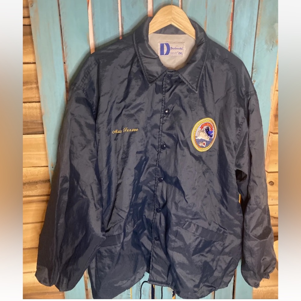 Vintage WWII aircraft carrier USS Bairoko veterans jacket size XXL by Dunbrooke
